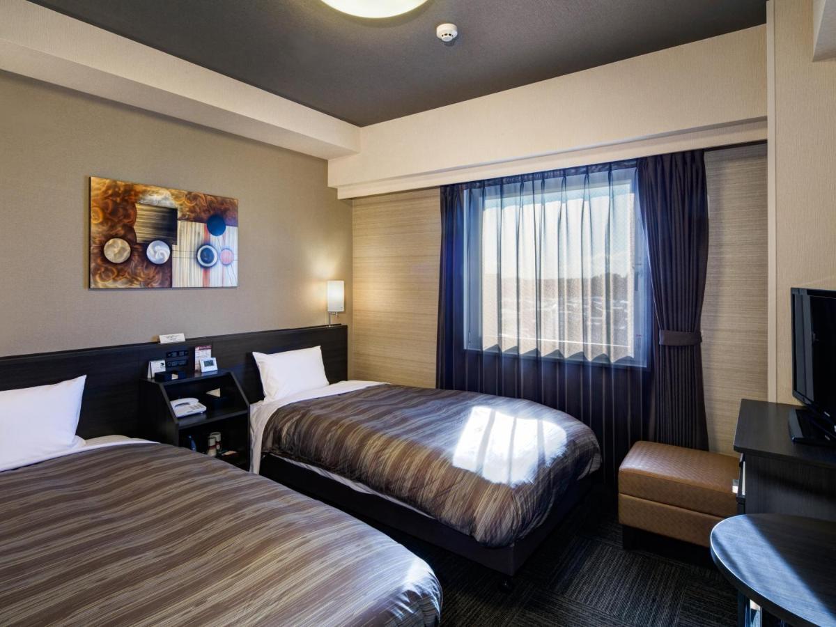 Inzai Hotel Route Inn Chiba Newtown Chuo Ekimae -Narita Kuko Akusesu Sen- מראה חיצוני תמונה